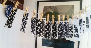 drying linoprints